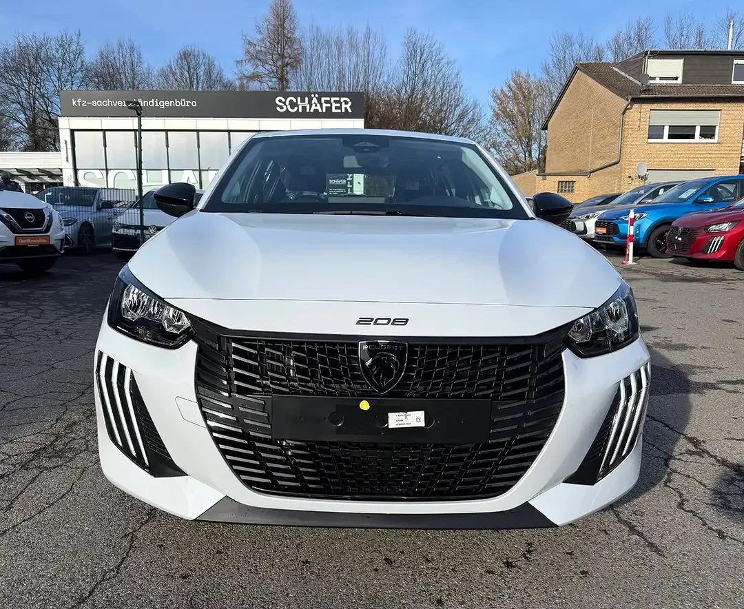 Peugeot 208 Style - Thumbnail 3