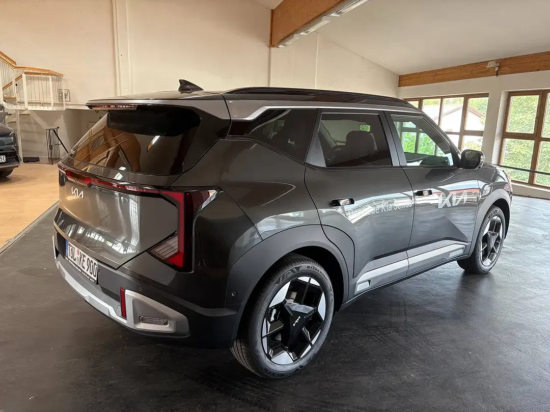 Kia Seltos Spirit - Thumbnail 5