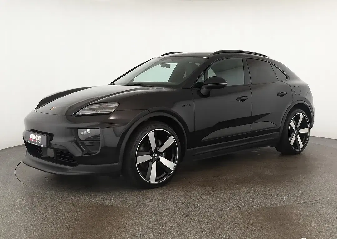 Porsche Macan EV 4 - Thumbnail 2