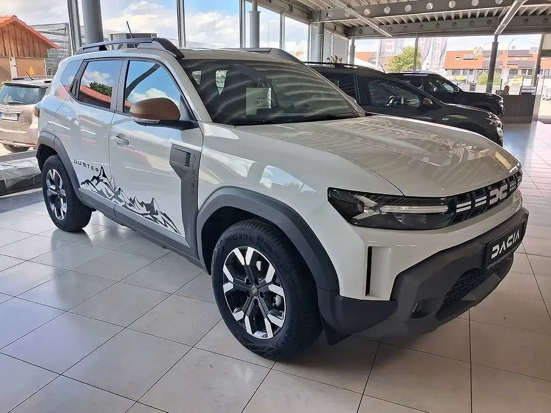 Dacia Duster TCe Extreme - Thumbnail 4