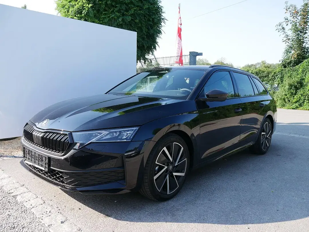Skoda Octavia 1.5 TSI MHEV DSG Combi Sportline - foto 1