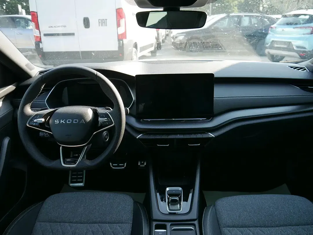 Skoda Octavia 1.5 TSI MHEV DSG Combi Sportline - Thumbnail 4
