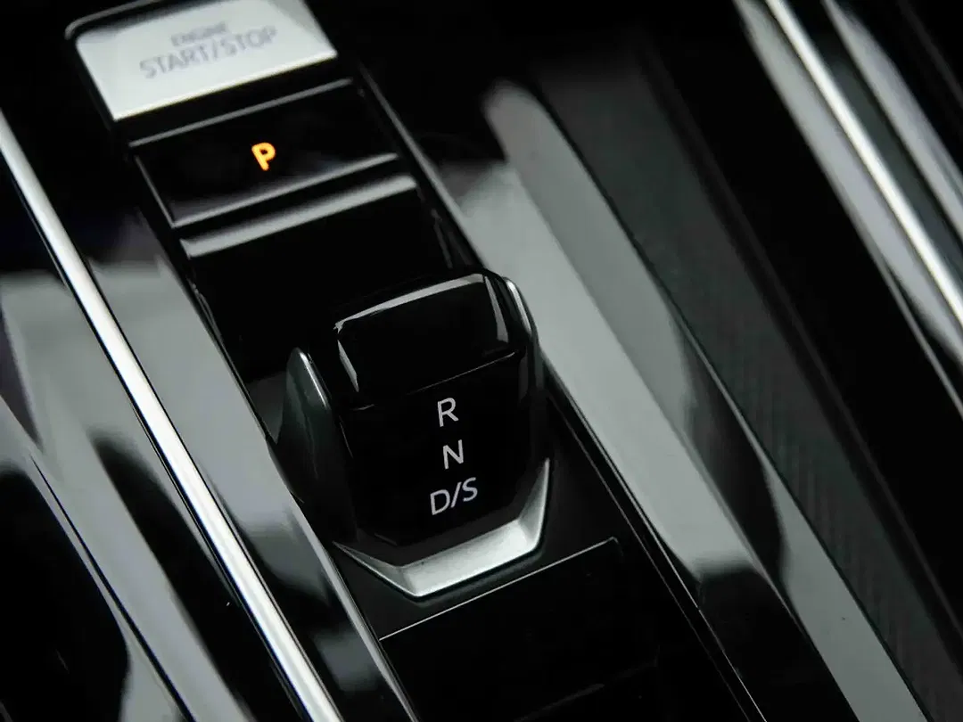 Volkswagen Golf 1.5 TSI eHybrid PHEV EV Style - Thumbnail 15
