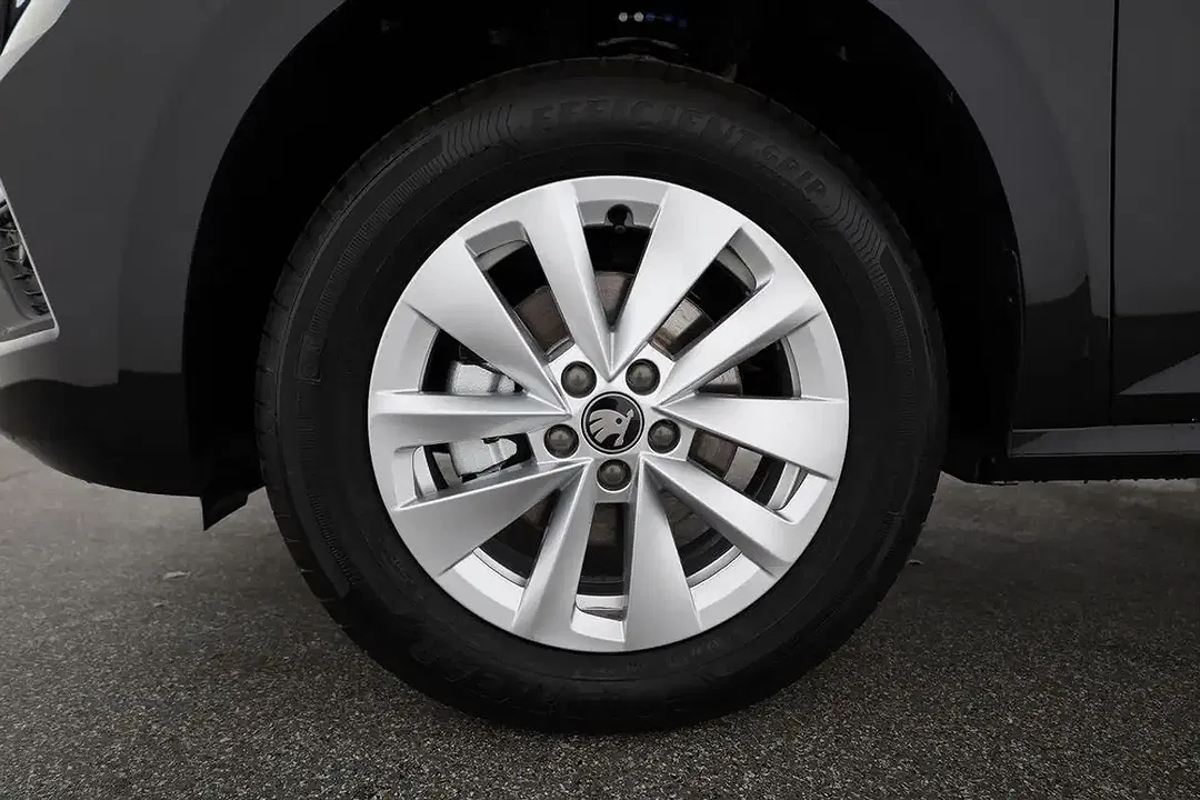 Skoda Kamiq 1.5 TSI DSG Selection - Thumbnail 13
