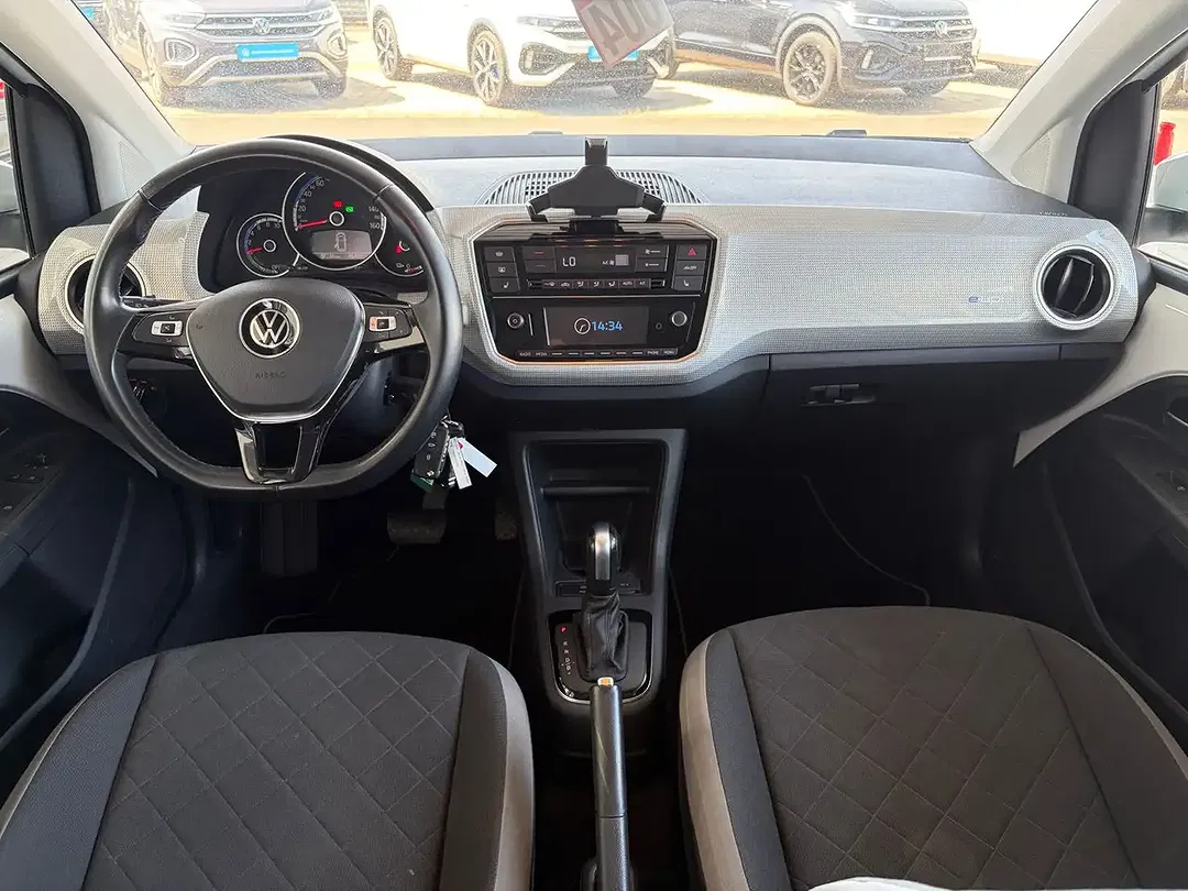 Volkswagen e-up! Style Plus - Thumbnail 10