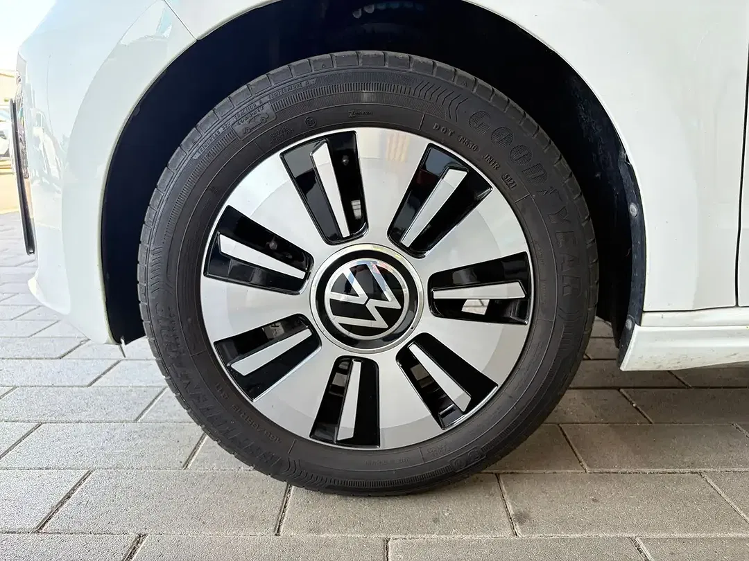 Volkswagen e-up! Style Plus - foto 13