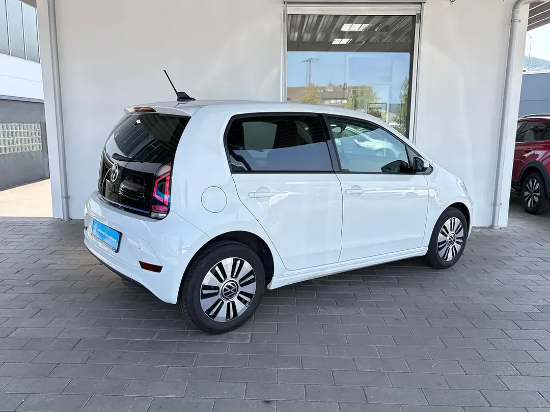 Volkswagen e-up! Style Plus - Thumbnail 3
