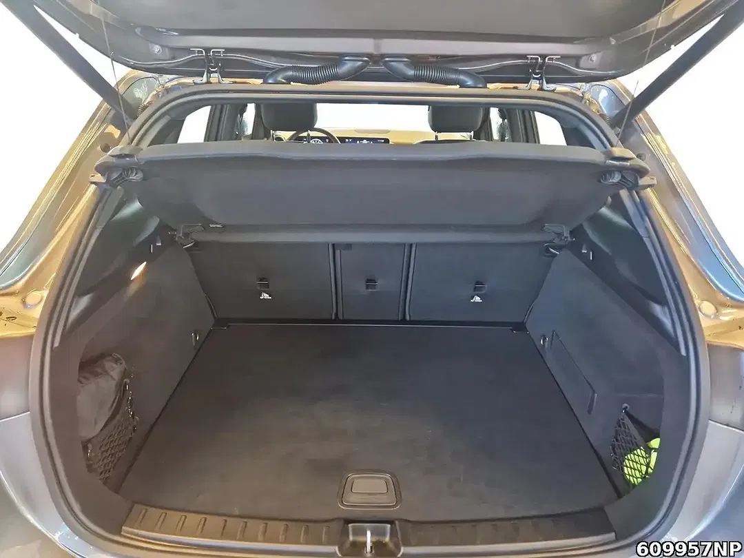 Mercedes-Benz GLA 200 Progressive - Thumbnail 6