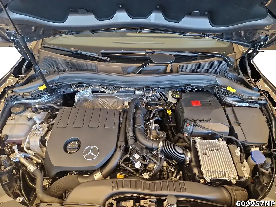 Mercedes-Benz GLA 200 Progressive - Thumbnail 7