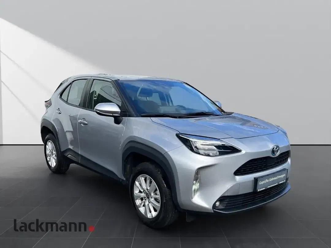 Toyota Yaris Cross 1.5 Hybrid Comfort - Thumbnail 3