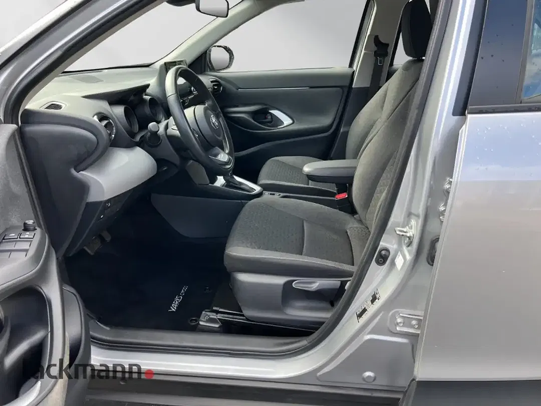 Toyota Yaris Cross 1.5 Hybrid Comfort - Thumbnail 8