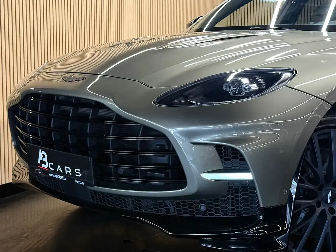 Aston Martin DBX 707 4.0 Bi-Turbo - foto 2