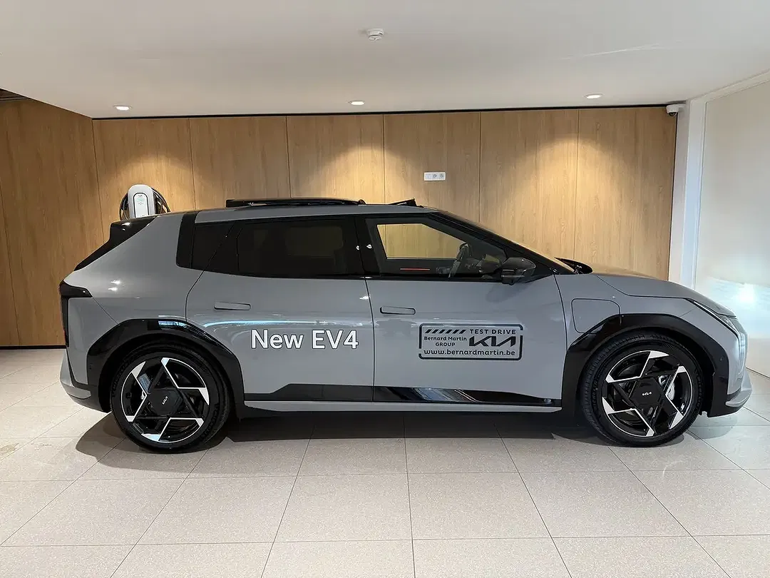 Kia EV4 GT-Line Premium - Thumbnail 5