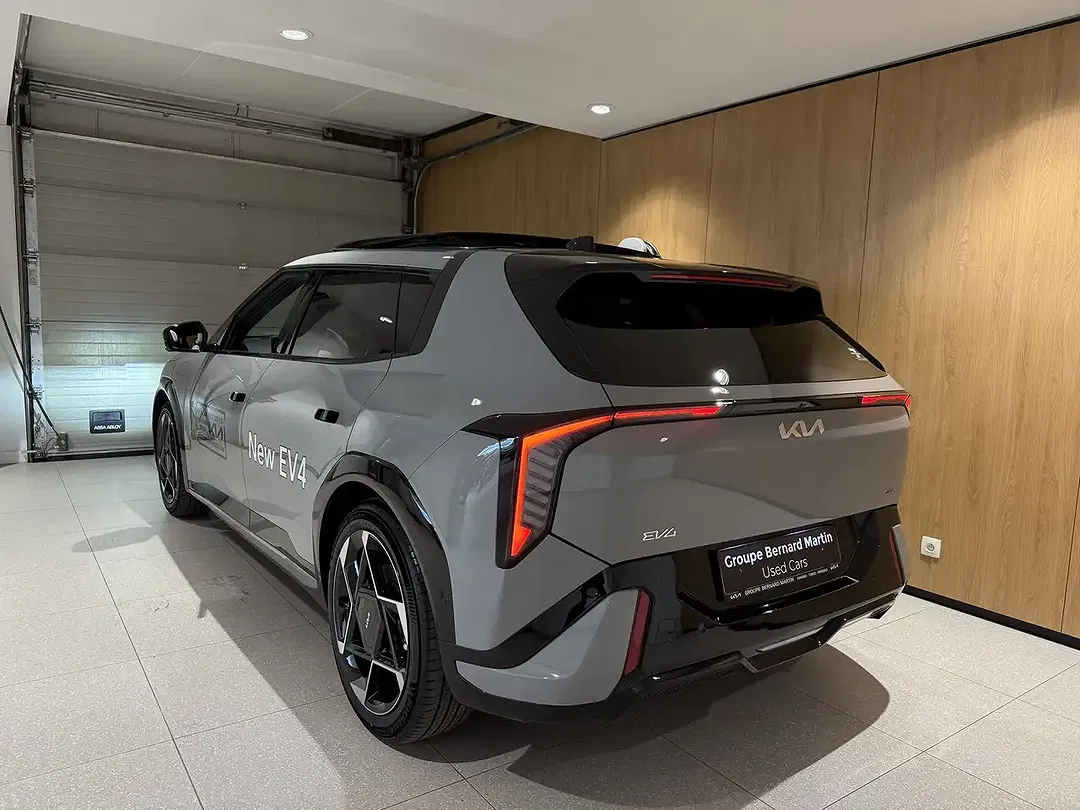 Kia EV4 GT-Line Premium - Thumbnail 8