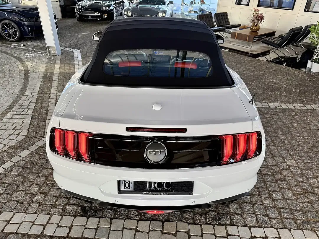 Ford Mustang GT - Thumbnail 12