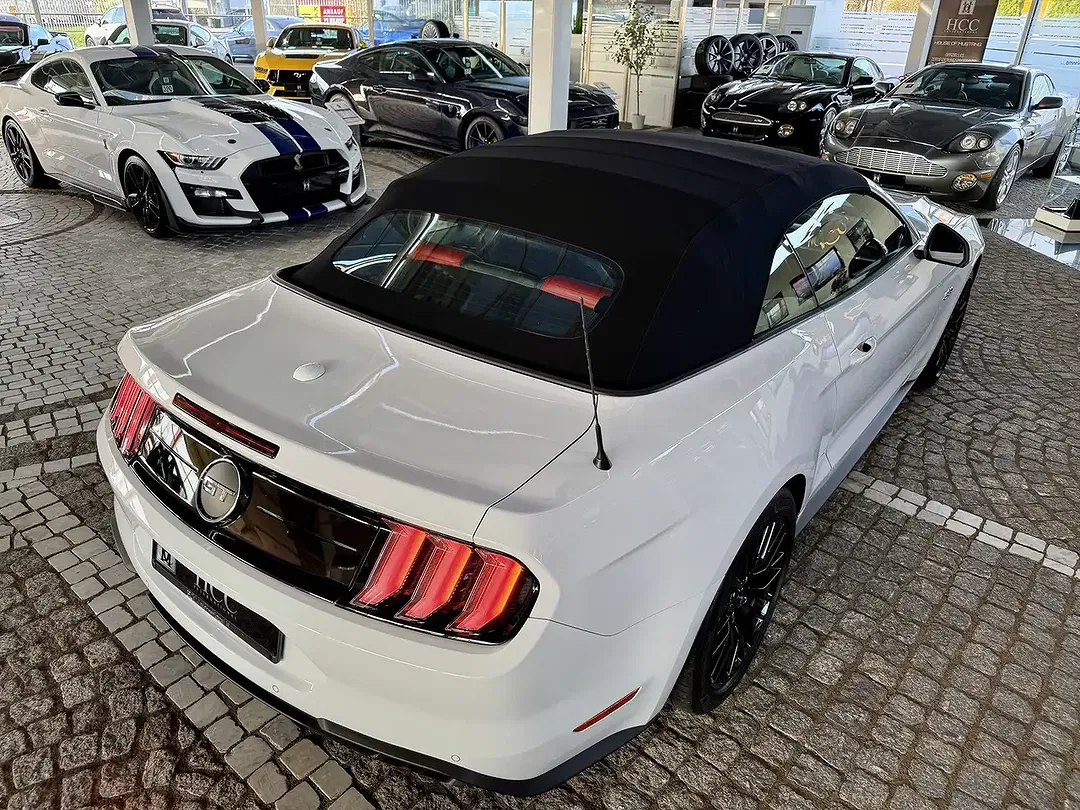 Ford Mustang GT - Thumbnail 17