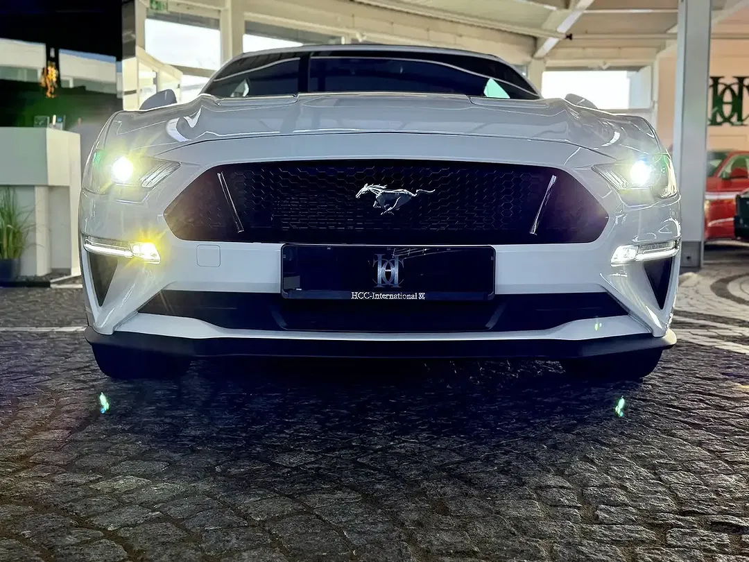 Ford Mustang GT - foto 2