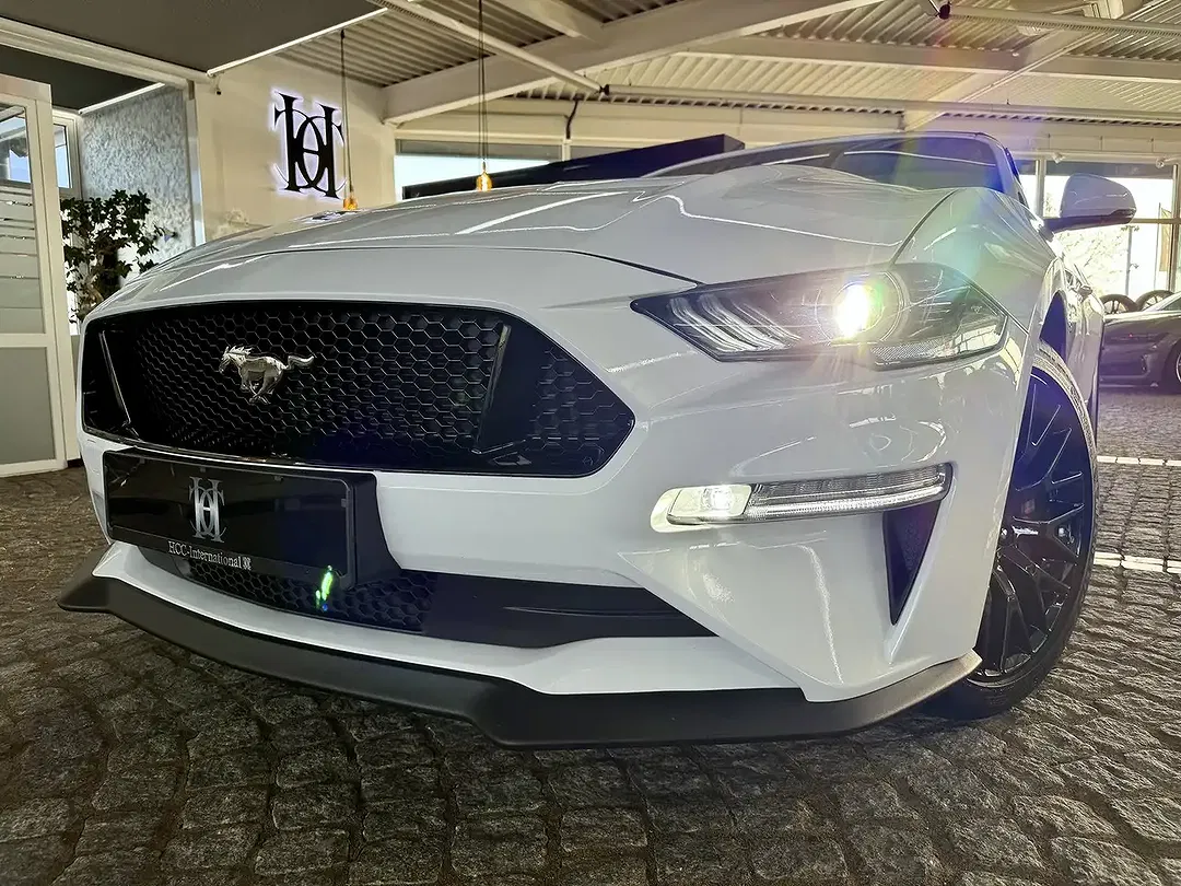 Ford Mustang GT - Thumbnail 23