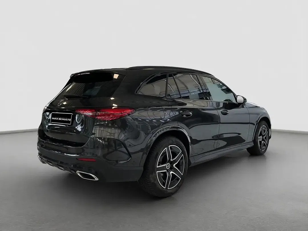 Mercedes-Benz GLC 220 4MATIC AMG Line Night - Thumbnail 2