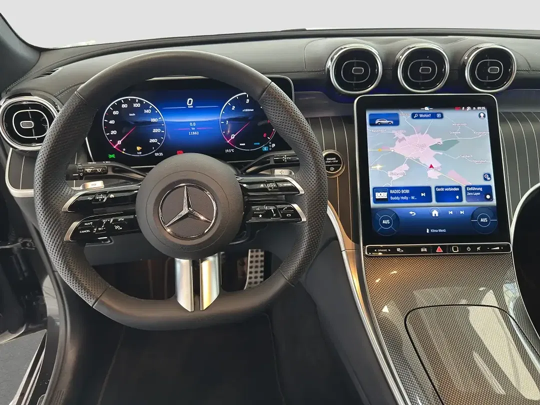 Mercedes-Benz GLC 220 4MATIC AMG Line Night - Thumbnail 8