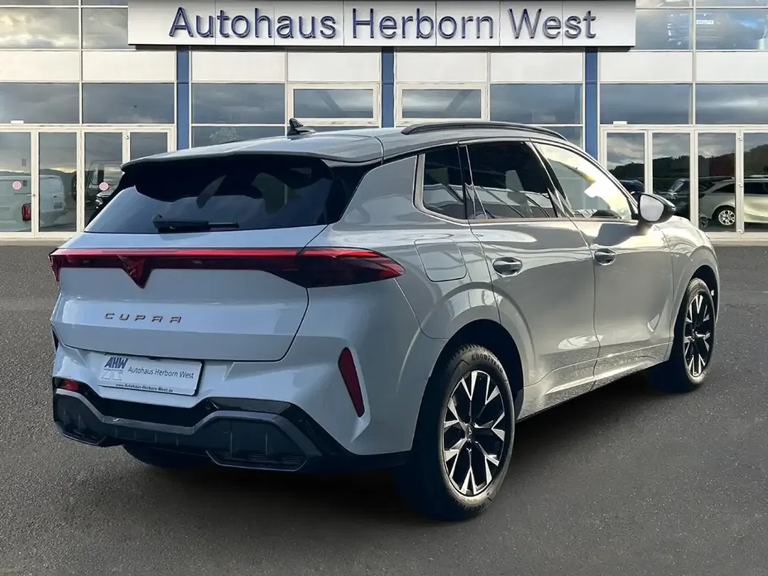 CUPRA Terramar 1.5 eTSI DSG - Thumbnail 3