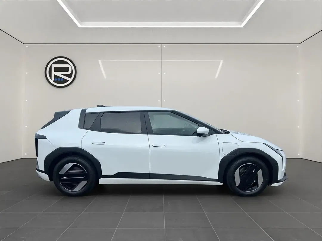 Kia EV4 81.4 kWh Earth - Thumbnail 6