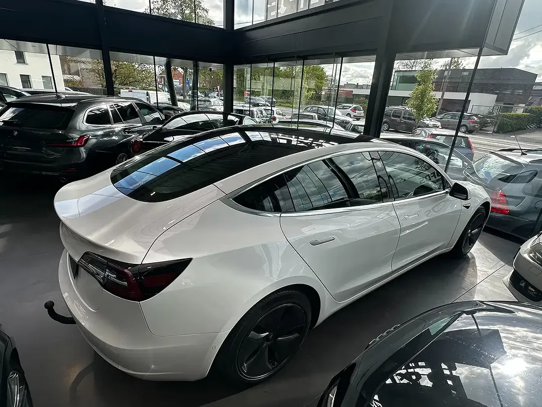 Tesla Model 3 Standard Range - Thumbnail 13