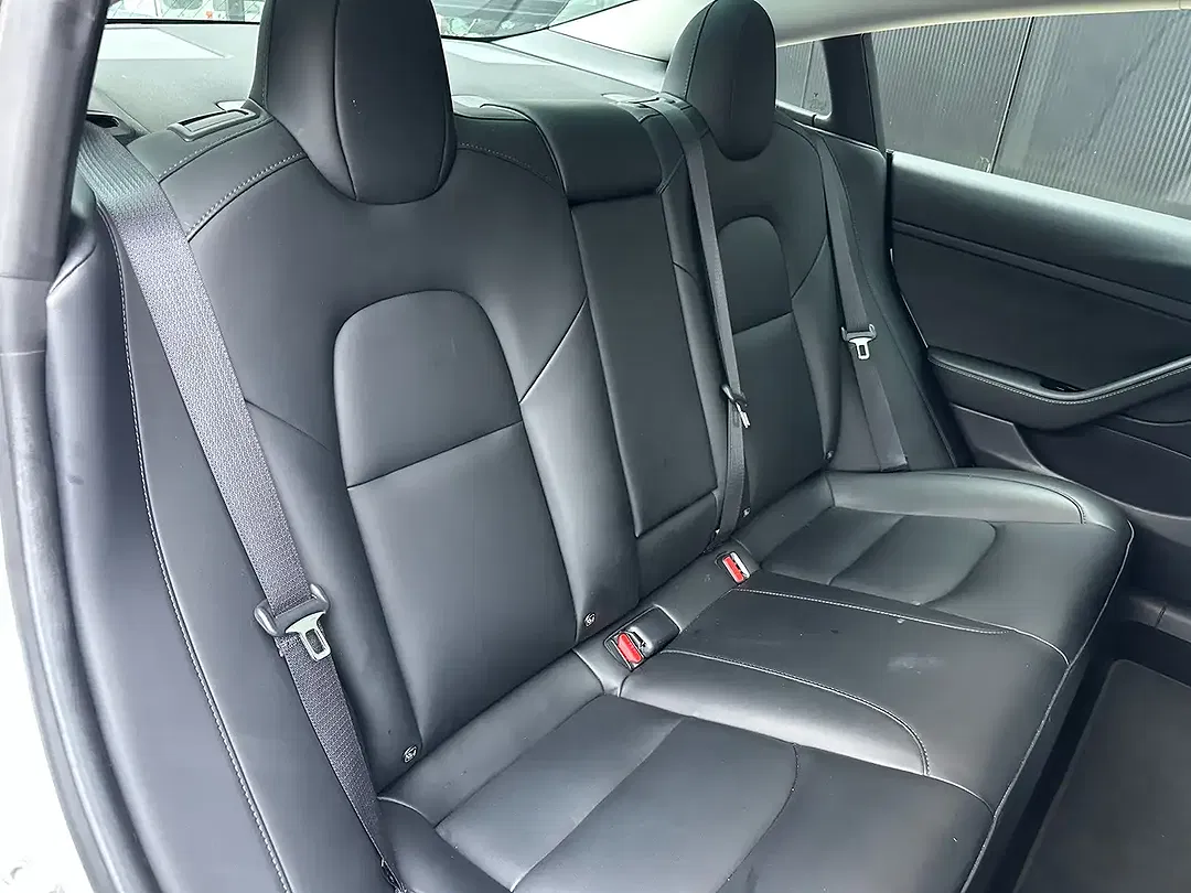 Tesla Model 3 Standard Range - foto 15