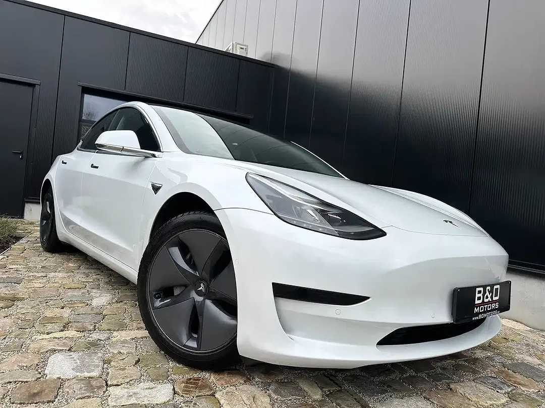 Tesla Model 3 Standard Range - Thumbnail 9