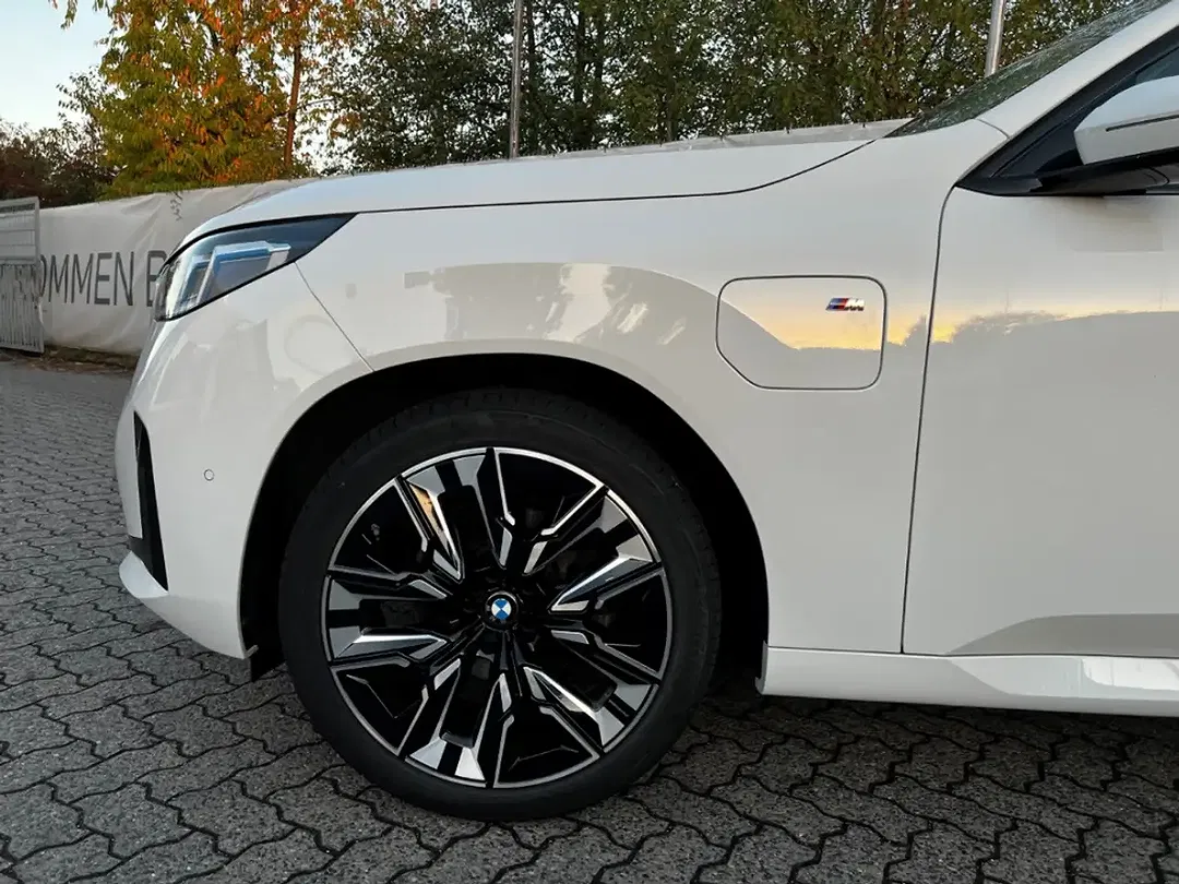 BMW X3 xDrive M Sport - Thumbnail 3
