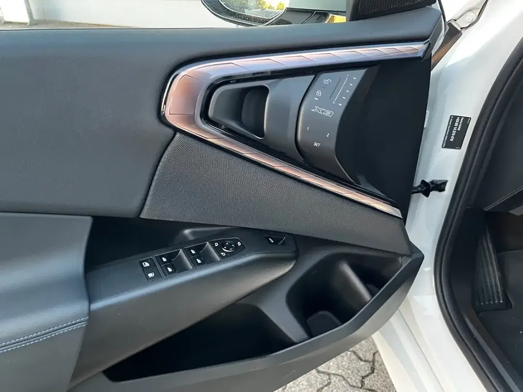 BMW X3 xDrive M Sport - Thumbnail 4