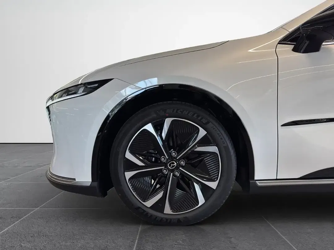 Mazda 6 EV Takumi - foto 16