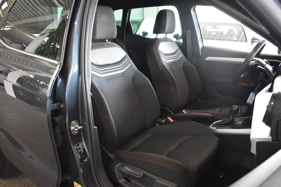 SEAT Arona 1.0 TSI DSG FR - Thumbnail 12