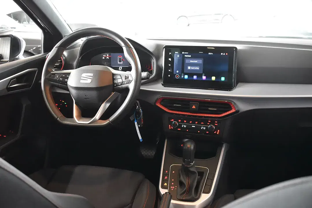 SEAT Arona 1.0 TSI DSG FR - Thumbnail 26