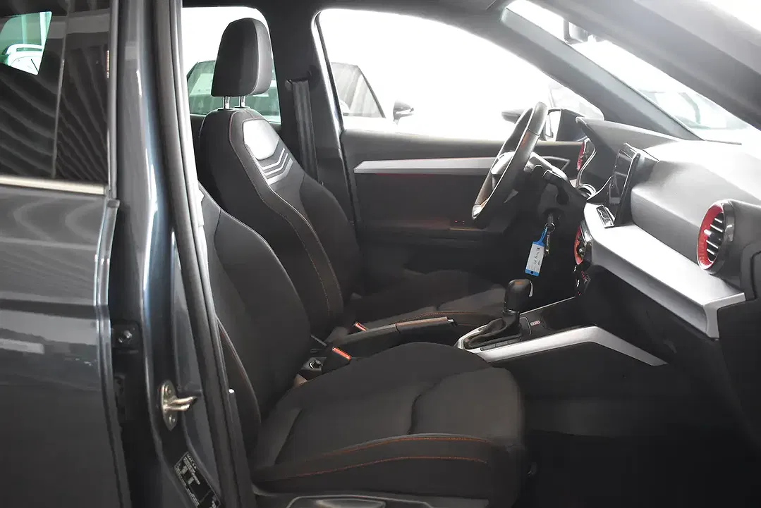 SEAT Arona 1.0 TSI DSG FR - Thumbnail 27