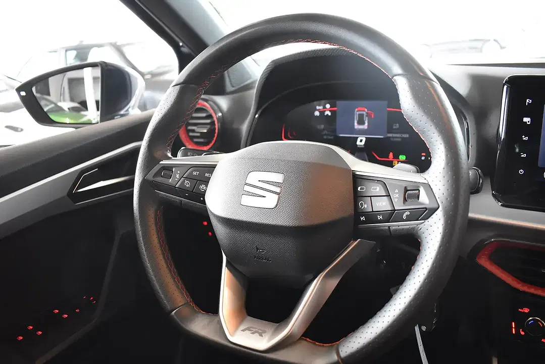 SEAT Arona 1.0 TSI DSG FR - Thumbnail 29