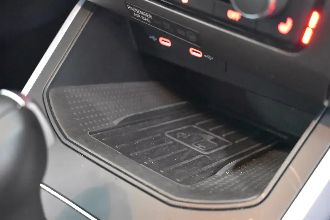 SEAT Arona 1.0 TSI DSG FR - Thumbnail 32