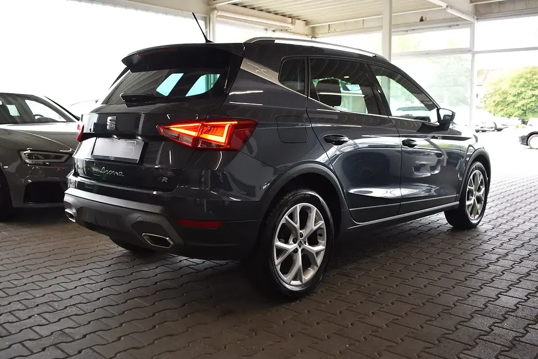 SEAT Arona 1.0 TSI DSG FR - Thumbnail 6