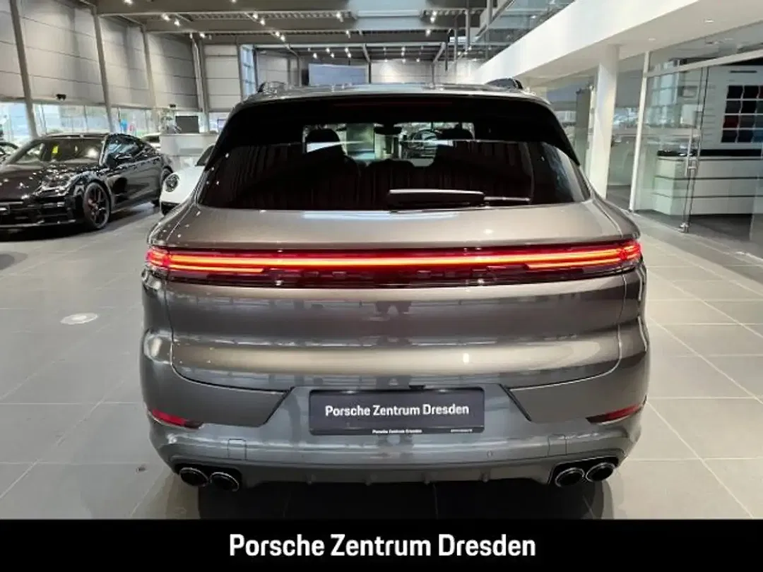 Porsche Cayenne E-Hybrid Edition - Thumbnail 10