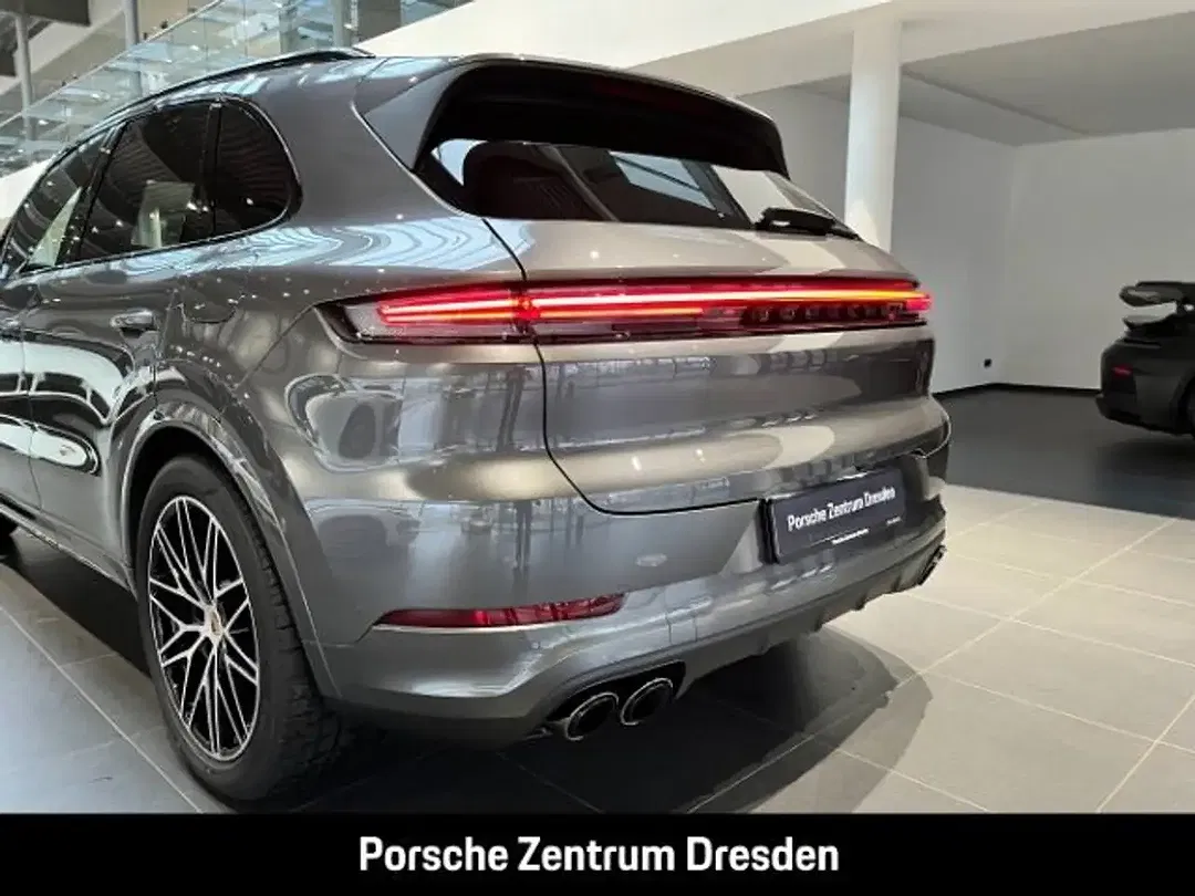 Porsche Cayenne E-Hybrid Edition - Thumbnail 13