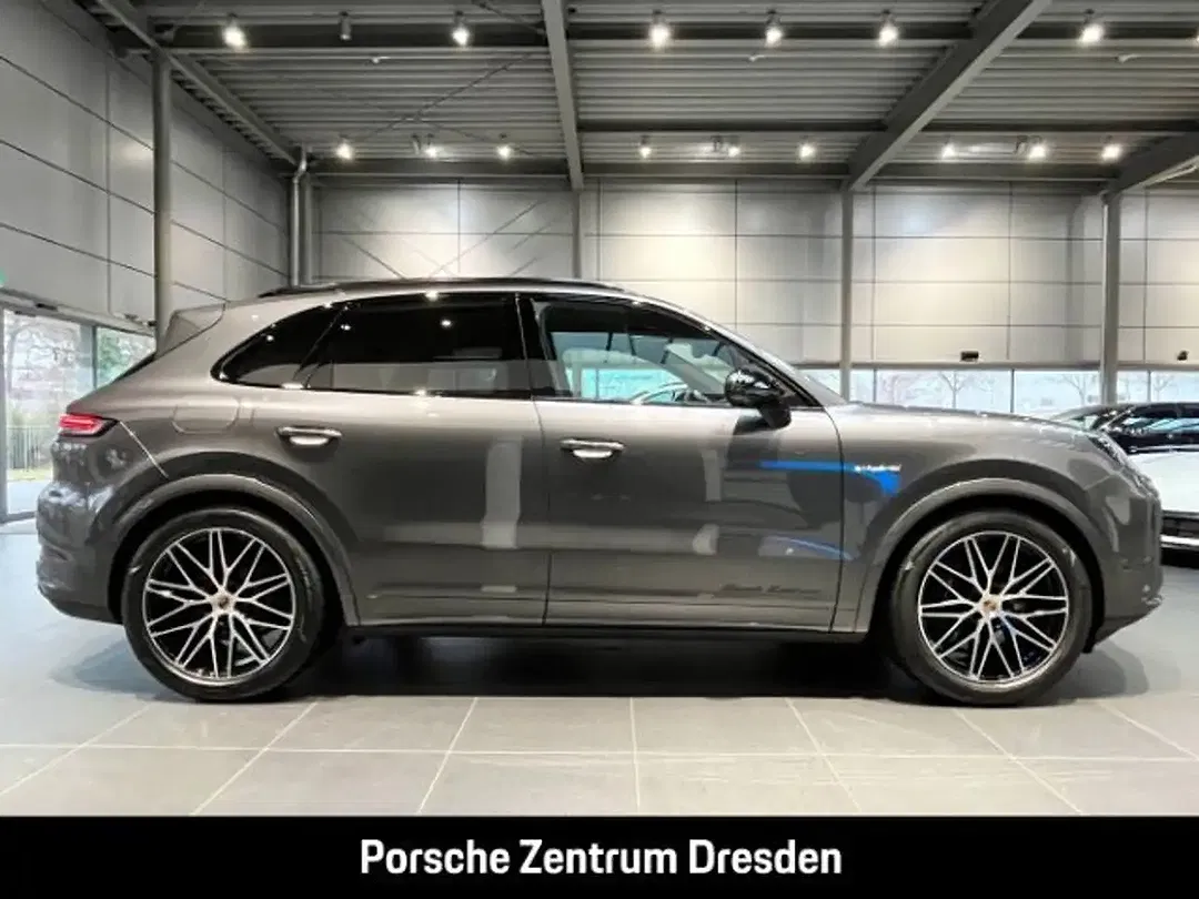 Porsche Cayenne E-Hybrid Edition - Thumbnail 7