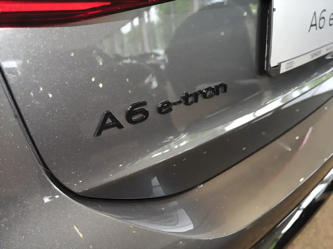 Audi A6 e-tron performance Avant Pro - Thumbnail 10