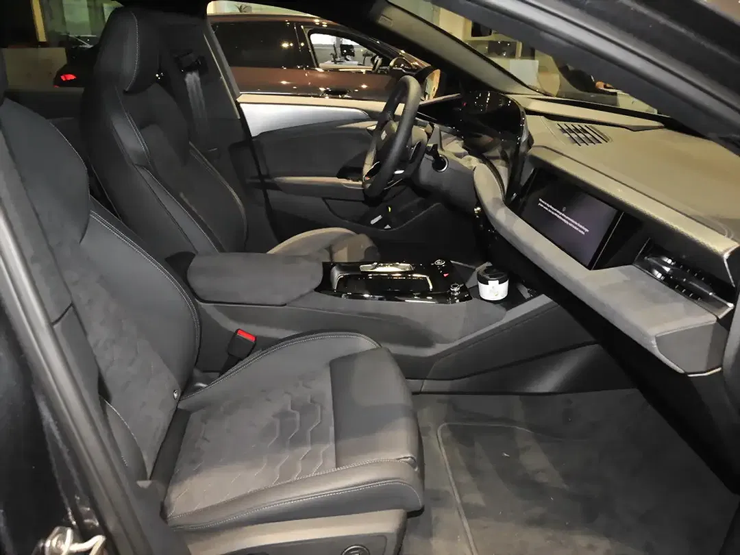 Audi A6 e-tron performance Avant Pro - Thumbnail 6