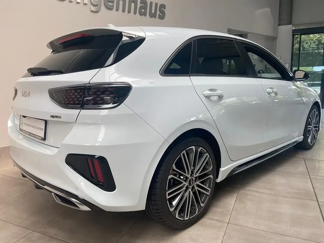 Kia Ceed / cee'd DCT GT-Line - Thumbnail 3