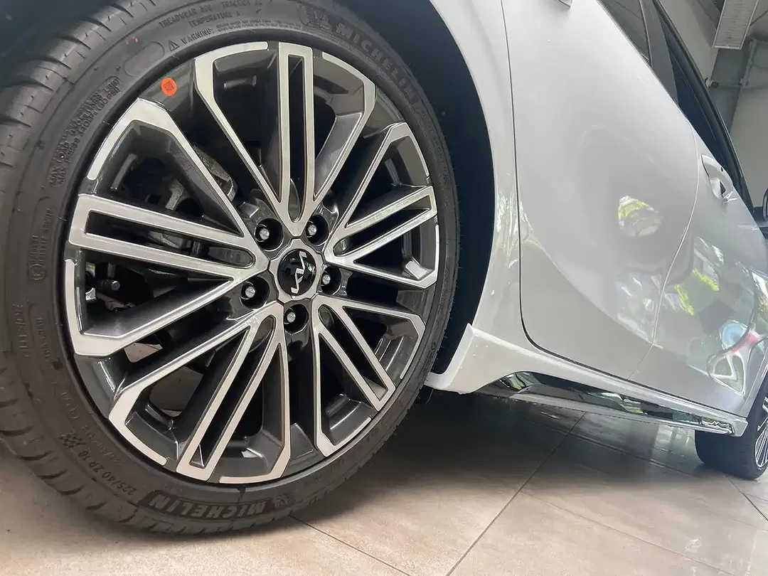 Kia Ceed / cee'd DCT GT-Line - Thumbnail 4