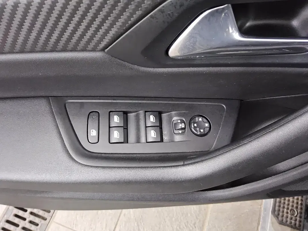 Peugeot 508 130 BlueHDi Allure SW - Thumbnail 9