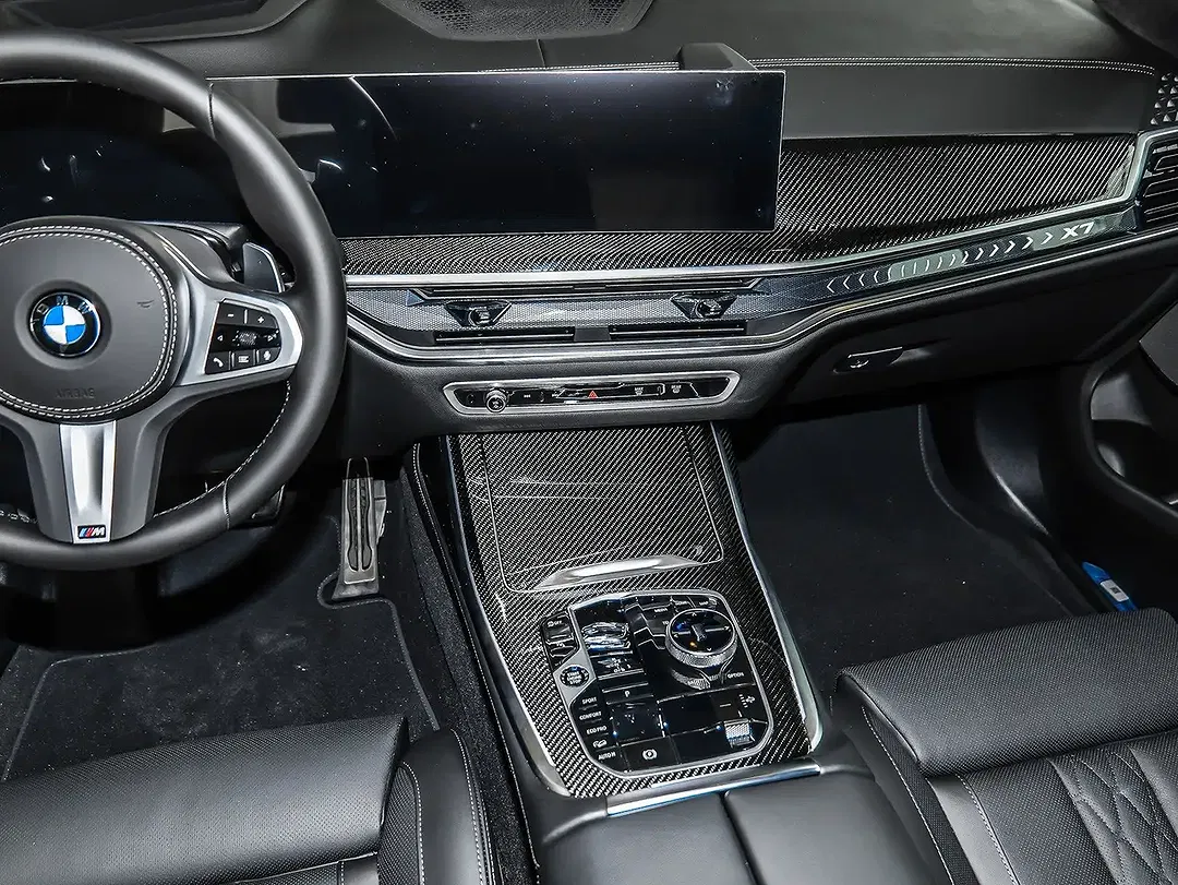 BMW X7 xDrive M Sport Pro Lounge - Thumbnail 12