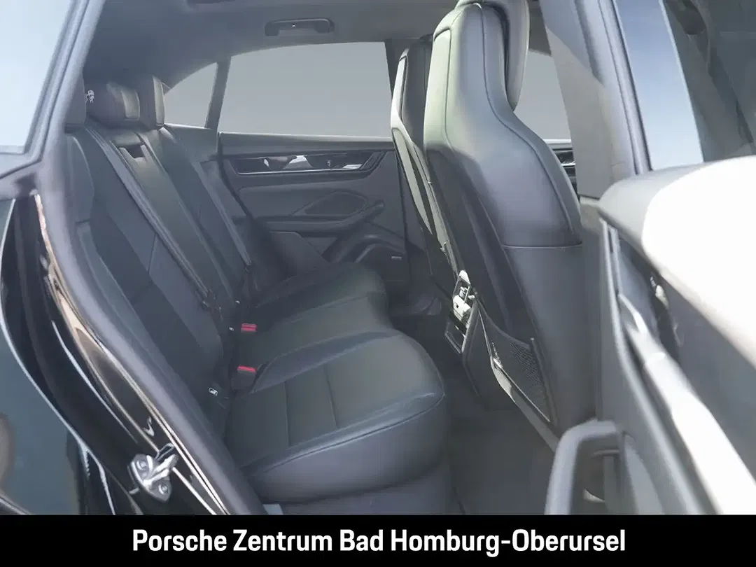 Porsche Macan - Thumbnail 10