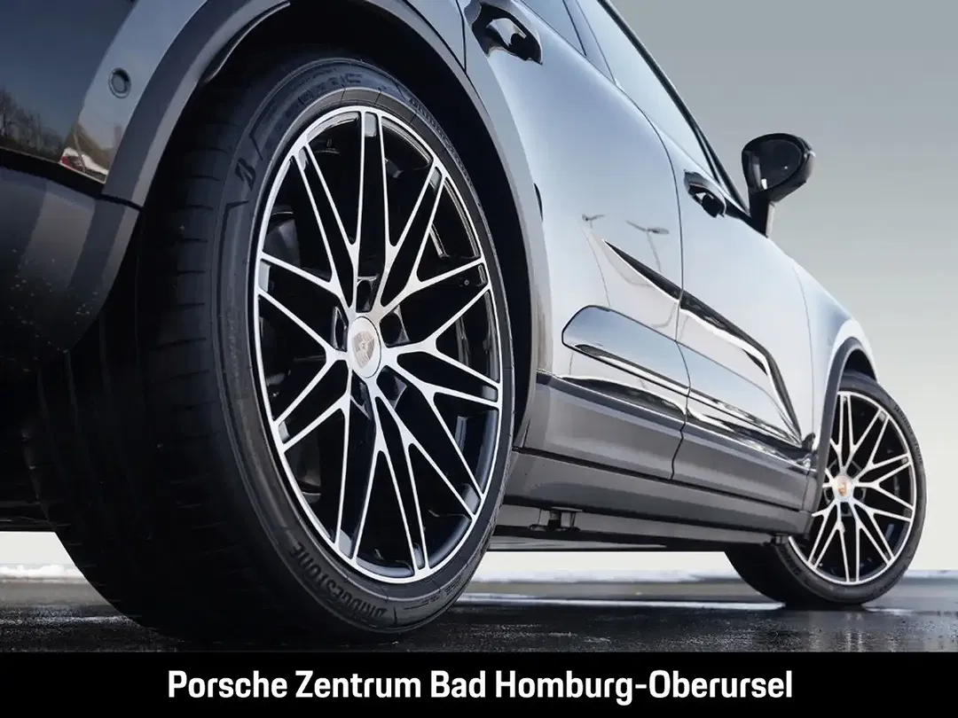 Porsche Macan - Thumbnail 6