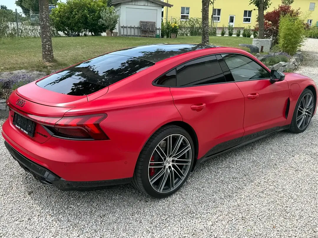 Audi RS e-tron GT - foto 15